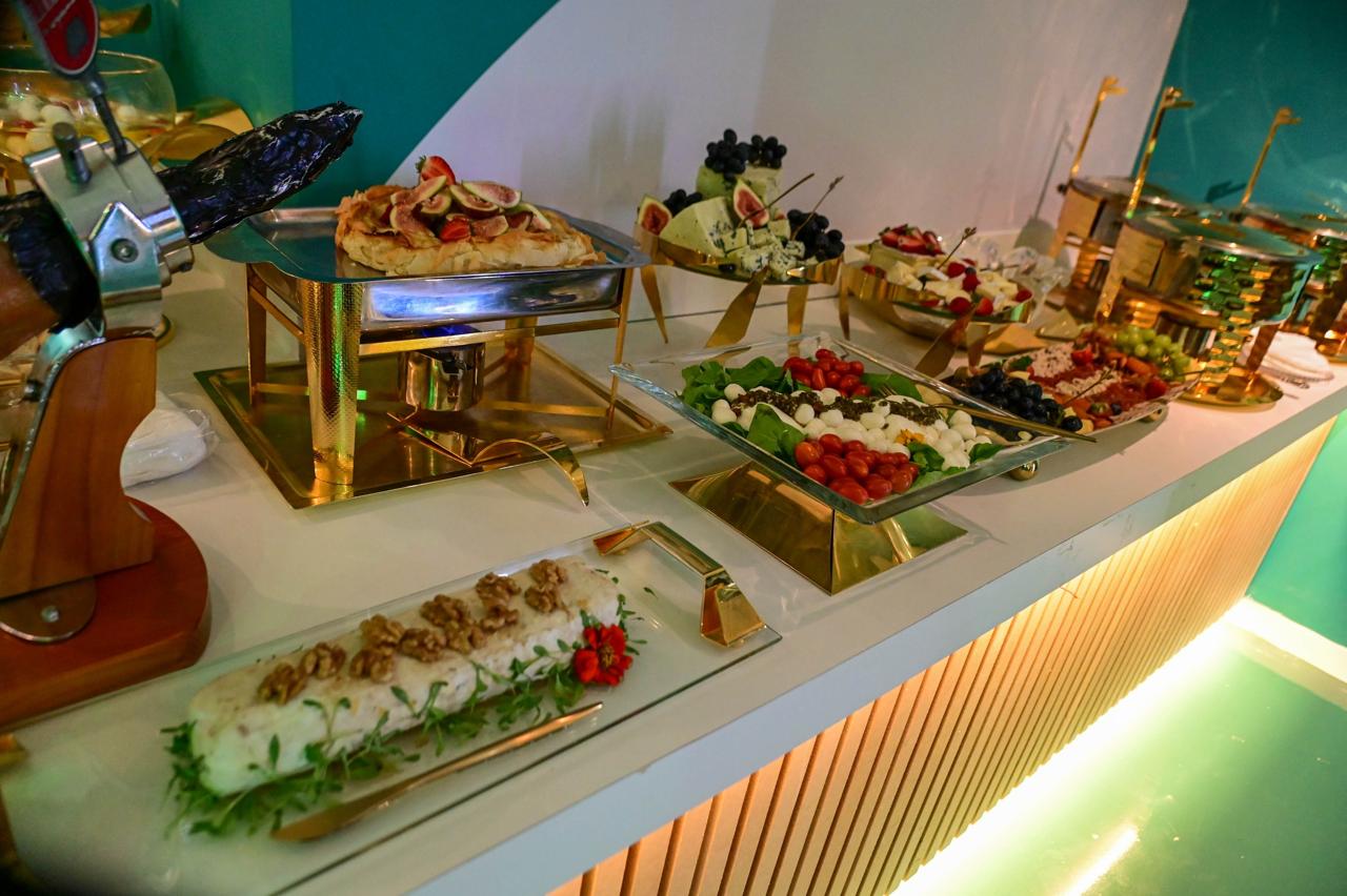 Open Bar 2